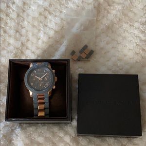 Michael Kors Gray/Rose Gold wristwatch ⌚️